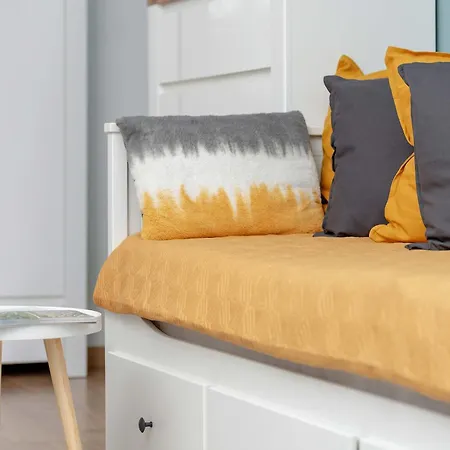Cosy With Parking In By Renters Apartment